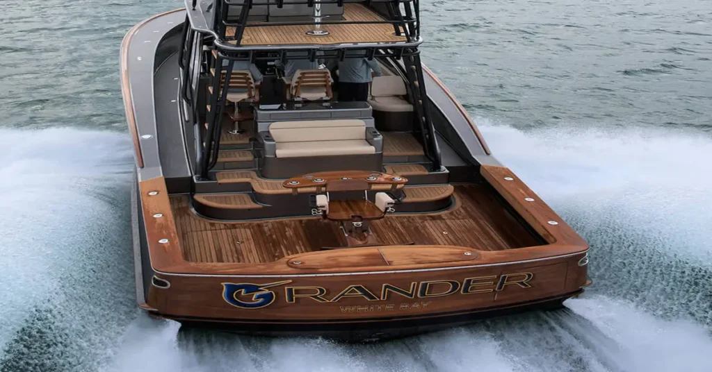 Transom of a Boat – Everything You need to Know for your next Maritime Adventure in 2024