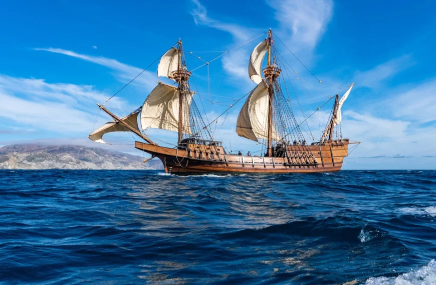 Pirate Ship Sails – Top 5 of the Most Notorious in History